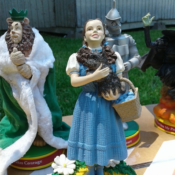 Wizard Of Oz Collectables - Picture 4 of 6